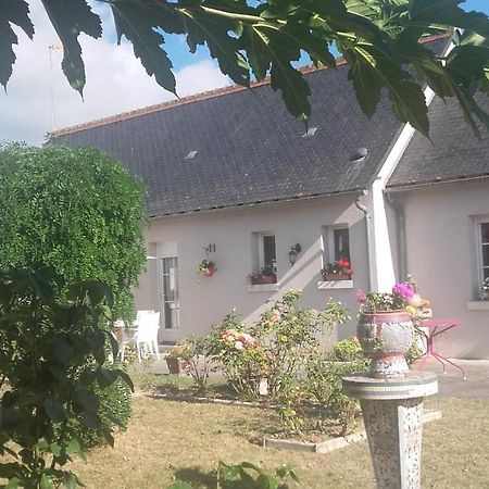 Le Clos Des Roses Civray-de-Touraine Exterior photo